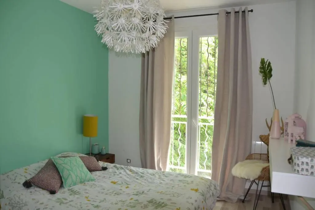 Apartment Appartement Lumineux Et Calme Avec Terrasse Avignon France