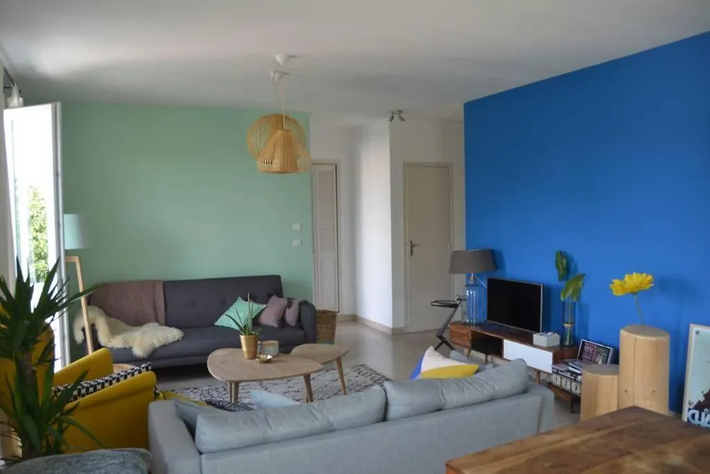 Appartement Lumineux Et Calme Avec Terrasse Avignon